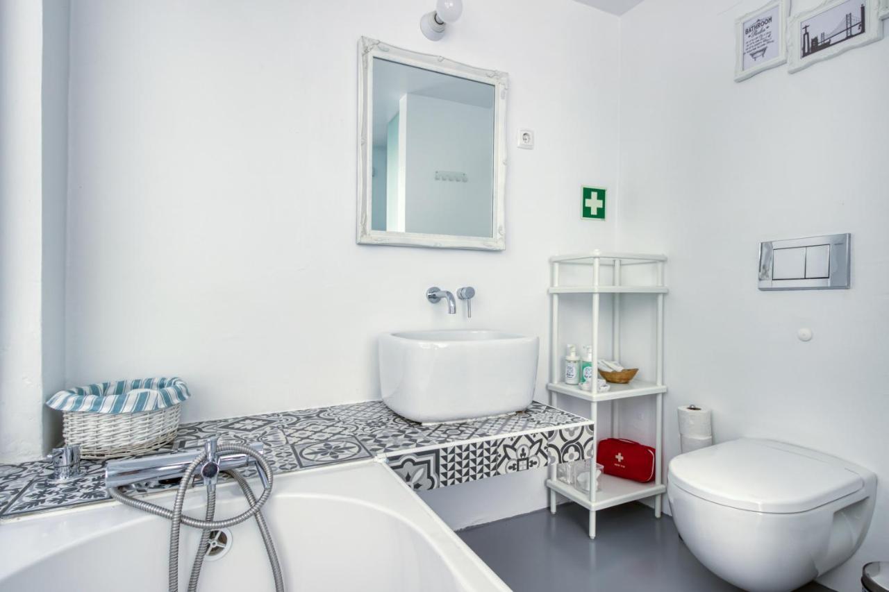 Apartamento 1 Quarto, Com Patio, Em Frente Praia Paço de Arcos Εξωτερικό φωτογραφία