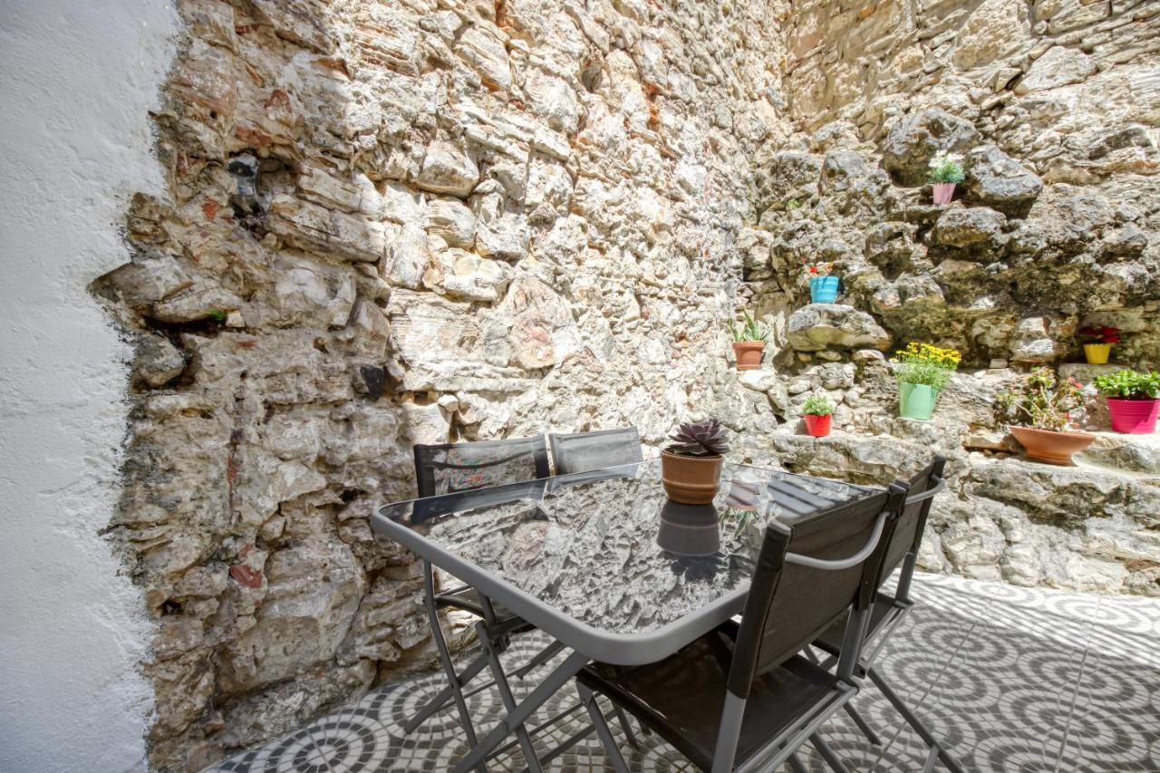 Apartamento 1 Quarto, Com Patio, Em Frente Praia Paço de Arcos Εξωτερικό φωτογραφία