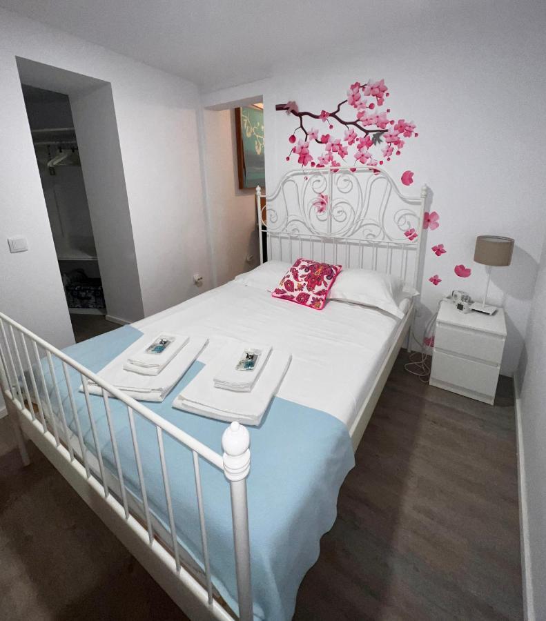 Apartamento 1 Quarto, Com Patio, Em Frente Praia Paço de Arcos Εξωτερικό φωτογραφία