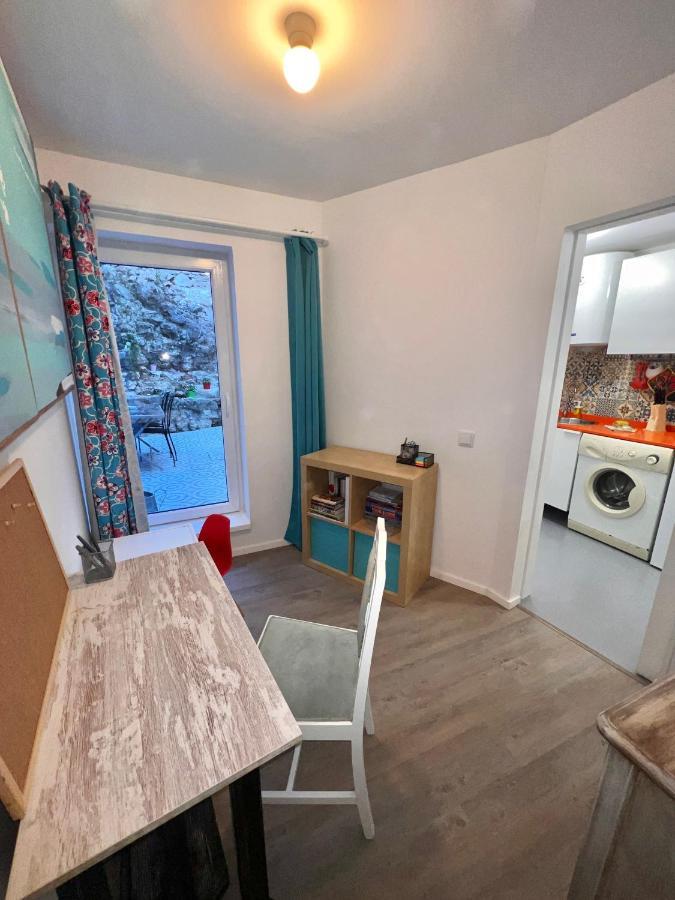 Apartamento 1 Quarto, Com Patio, Em Frente Praia Paço de Arcos Εξωτερικό φωτογραφία