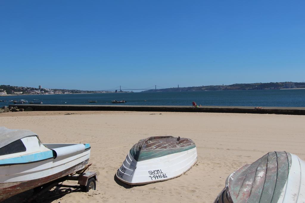 Apartamento 1 Quarto, Com Patio, Em Frente Praia Paço de Arcos Εξωτερικό φωτογραφία